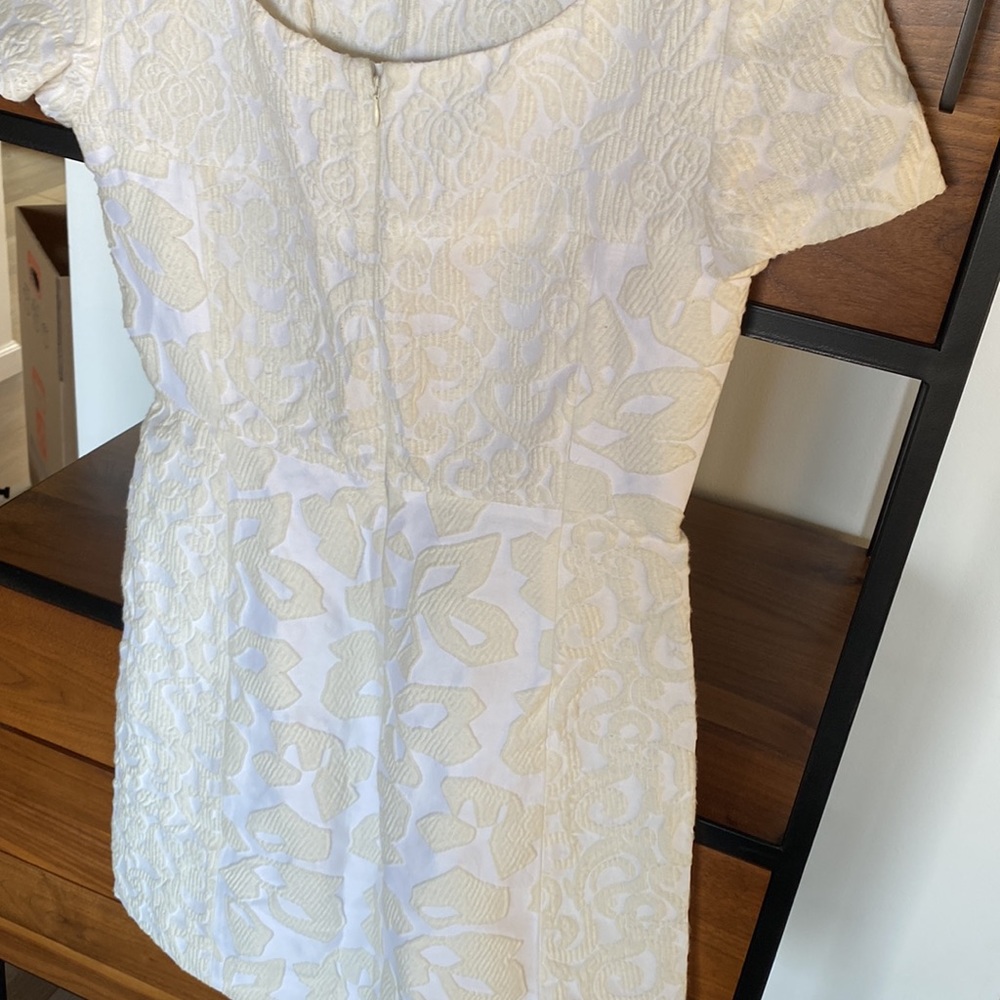 Prada Textured White Cotton Dress, Size 42 - Picture 7 of 9
